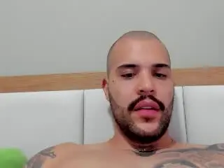 Xlovecam Private Sex Chat of MedellynDark