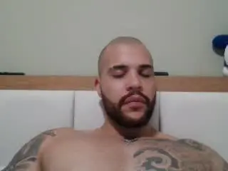 Xlovecam Free Live Porn of MedellynDark