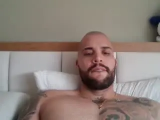 Xlovecam Free Porn Cam of MedellynDark
