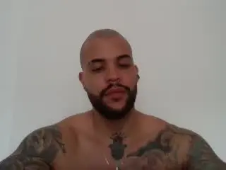 Xlovecam Best Webcam of MedellynDark