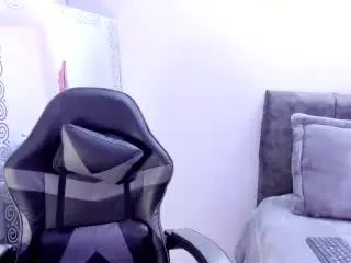 Xlovecam Sex Chat of MichelleDumont