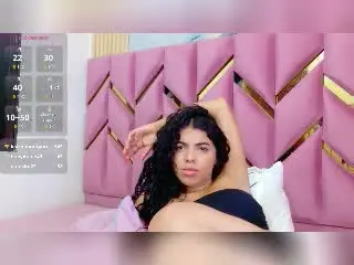 Xlovecam Nude Webcam of tendermilf