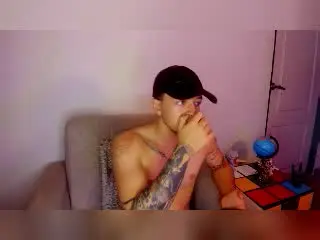 Xlovecam Adult Webcams of JamesColtt