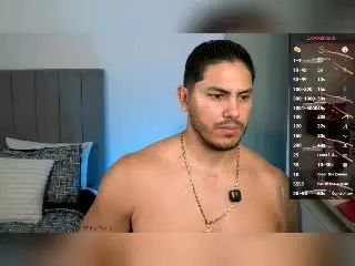 Xlovecam Sex Cam of OwenPierce