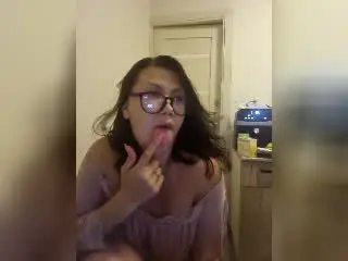 Xlovecam Private Sex Chat of RoxolanaSexy