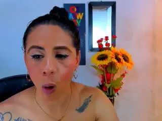 Xlovecam Adult Webcam of TrayXibi