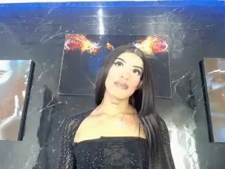 Xlovecam Live Sex Cam of KeishaSexyBrood